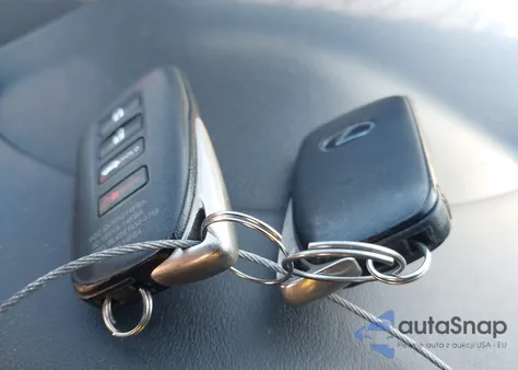 2016 Lexus Rc 350 z USA, uszkodzony, nr VIN JTHHE5BC3G5013538